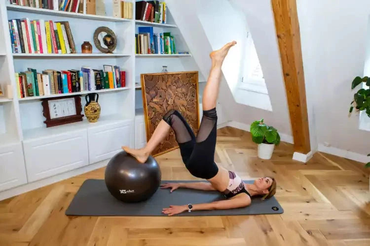 Grijze fitnessbal - diameter 65cm met pomp