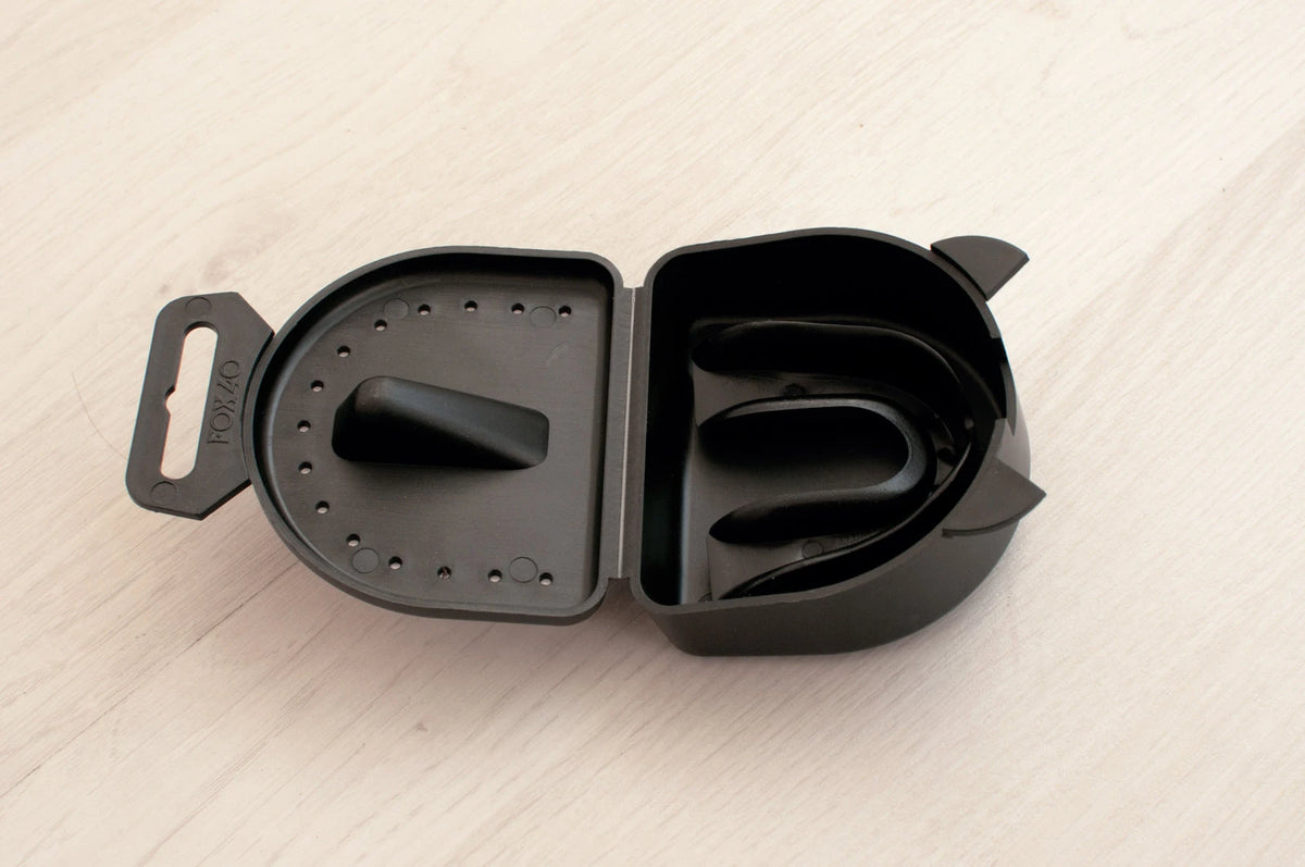 Bitje met etui