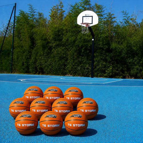 Set van 10 basketballen maat 6 met gratis pomp en opbergtas