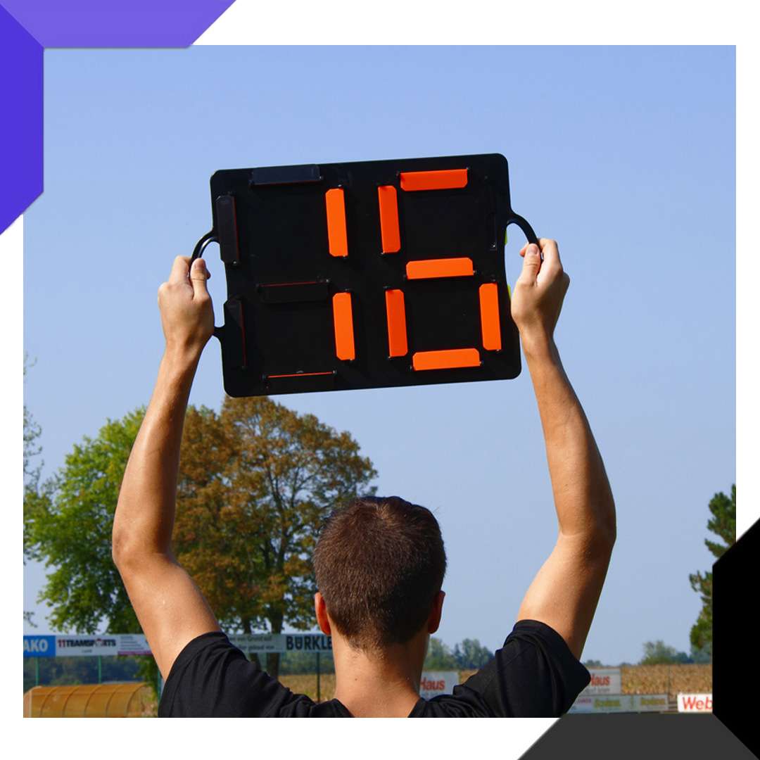 photo Top Equipement pour Coach et Arbitre de foot