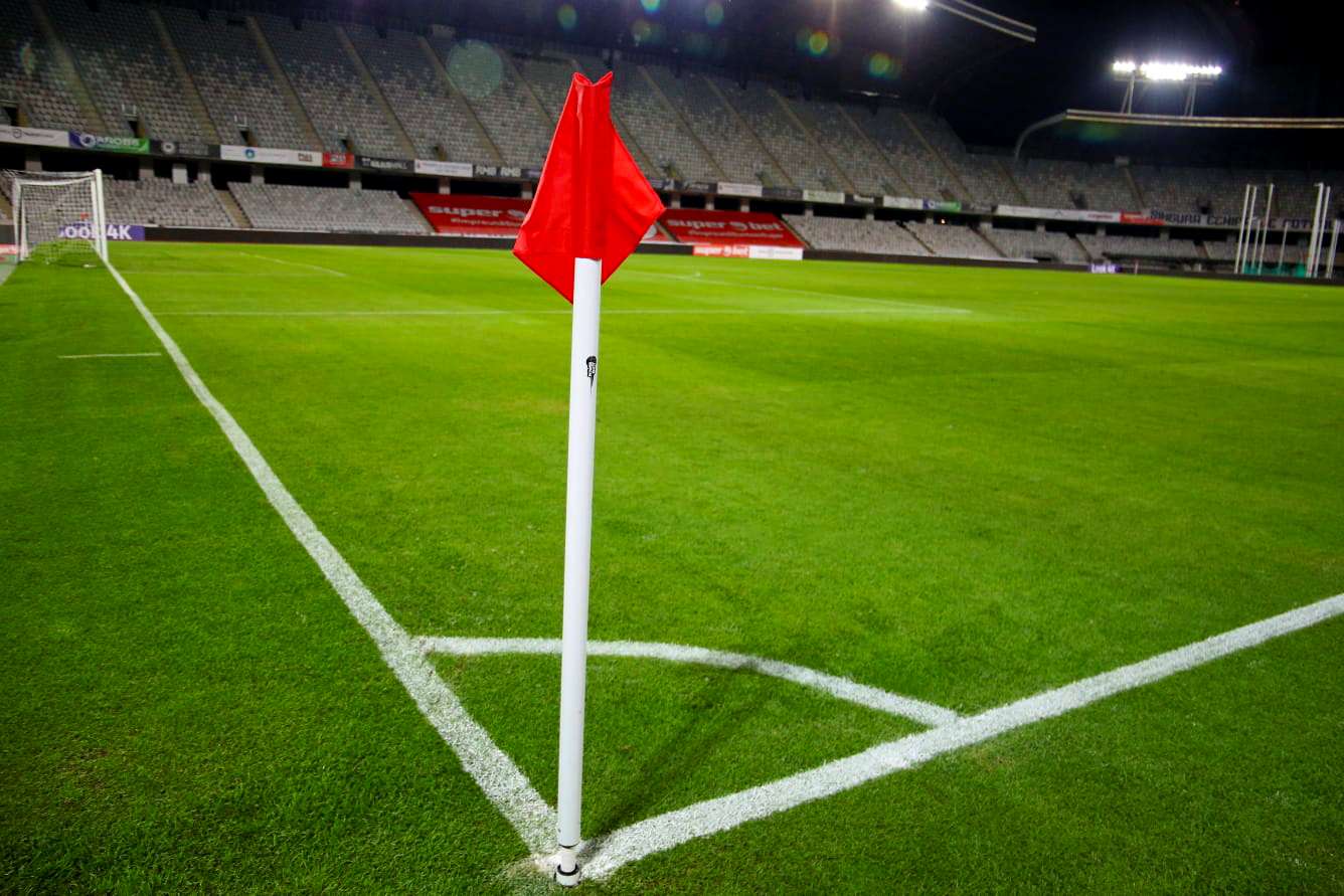 Article de blog qui parle de : Quel ballon de foot choisir? Guide d&rsquo;achat 