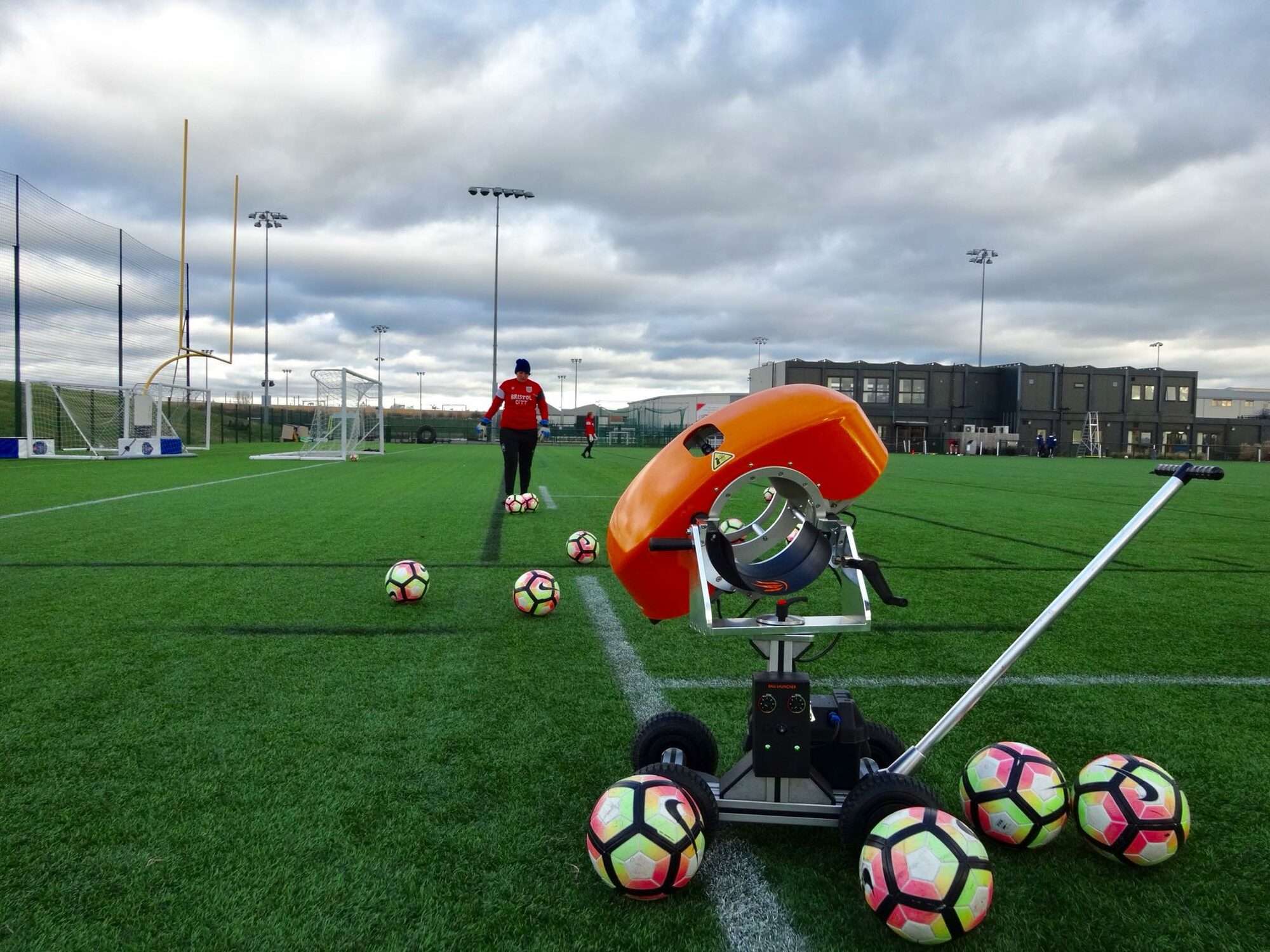 Image du produit : Lanceur de Ballon Football PREMIUM