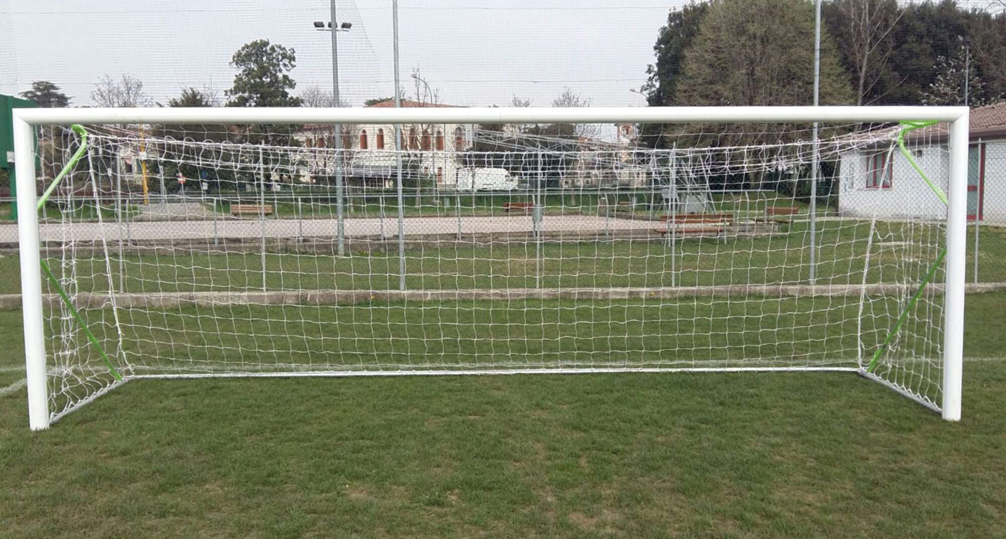 Image du produit : But de foot à 8 transportable 6 x 2.1m en aluminium - Vert