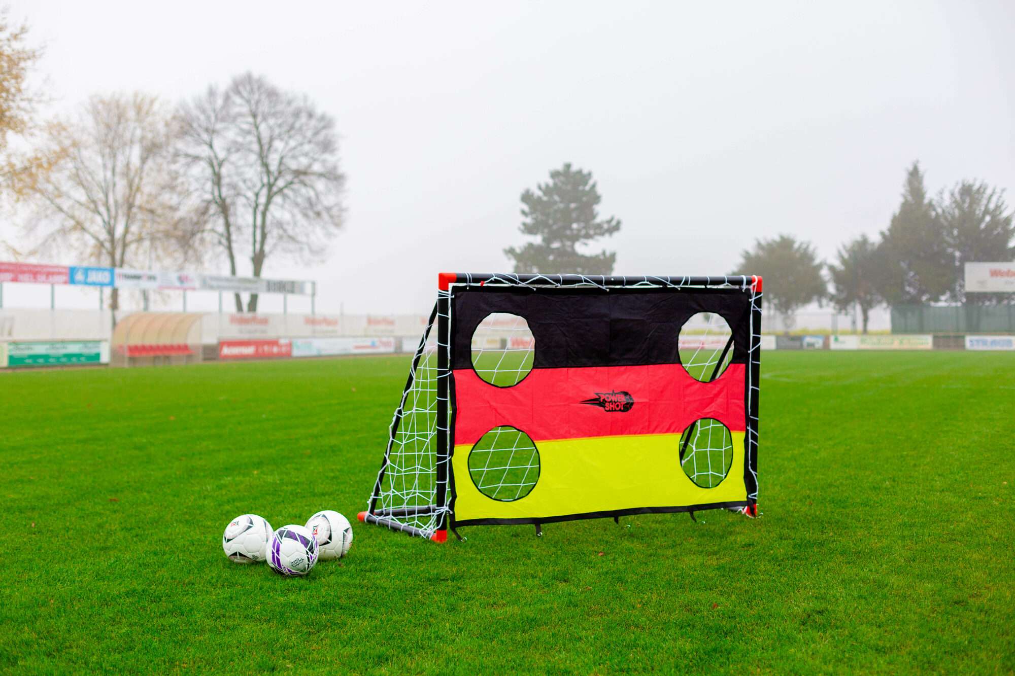 Image du produit : But de foot (1,8 x 1,2m - uPVC) + Mur de Tir Allemagne