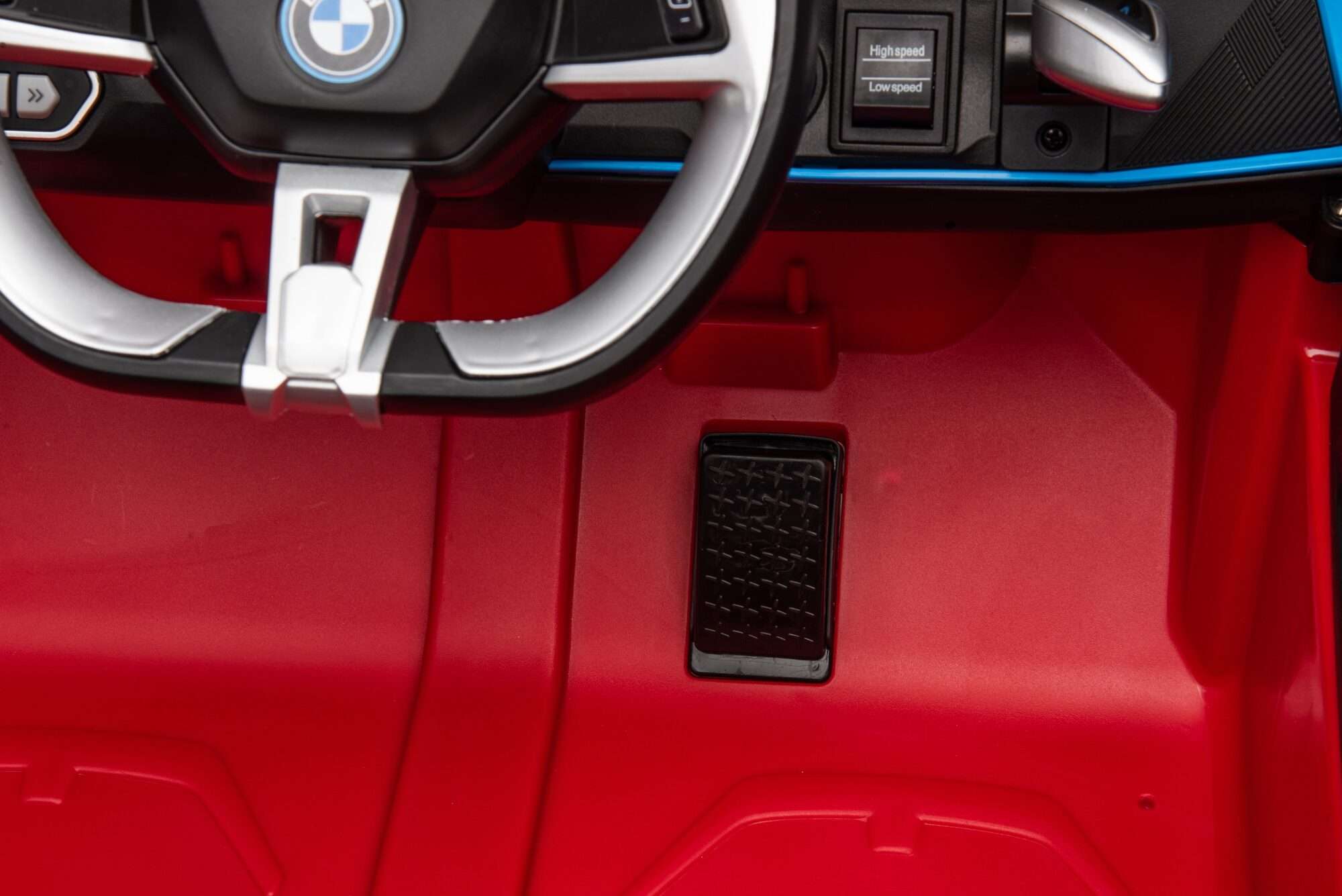 Image du produit : Voiture Électrique Enfant BMW i4 Officielle – Rouge Métallisé (3 à 8 ans)