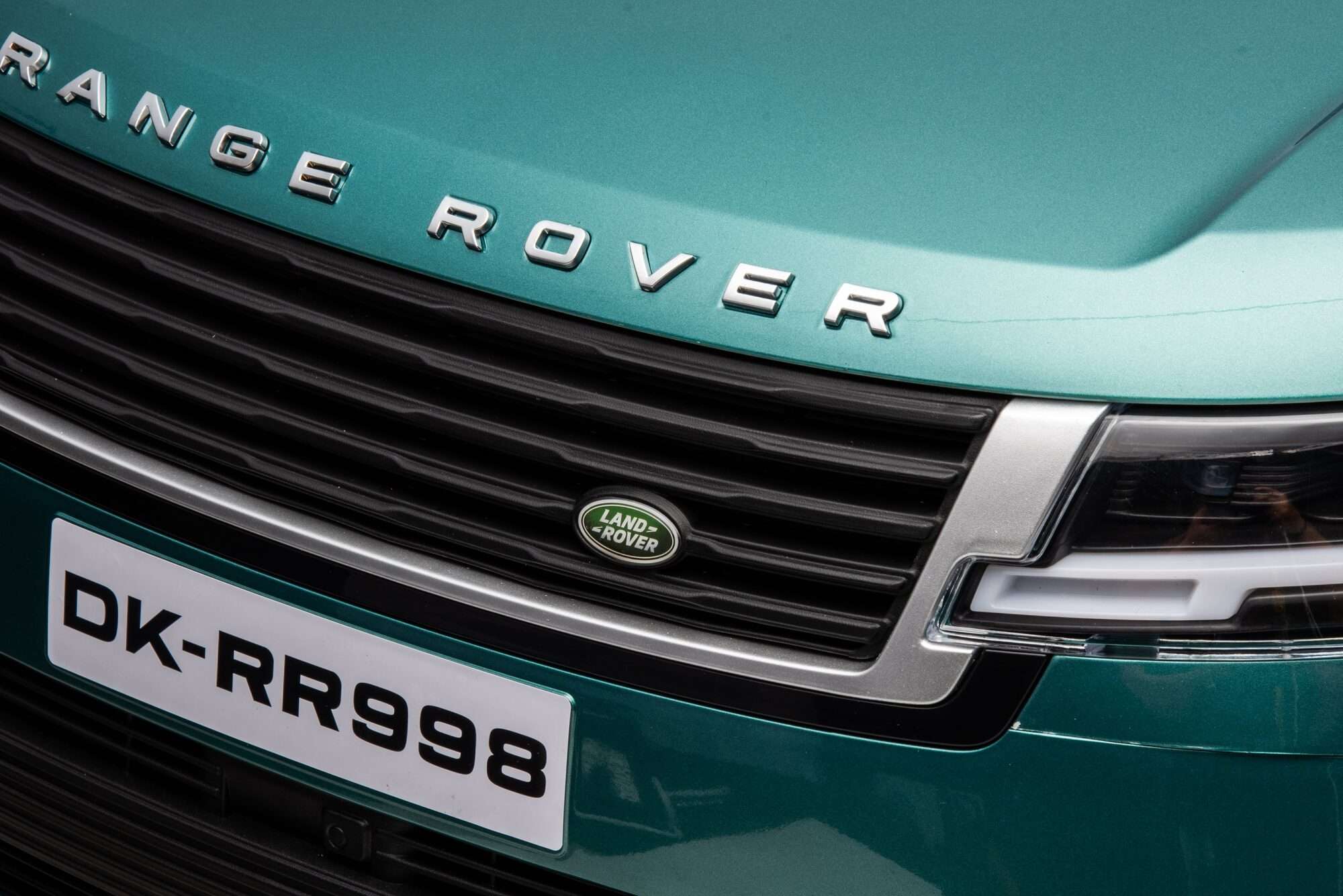 Image du produit : Voiture Électrique Enfant Licensed Range Rover 2022 – Vert Métallisé (3 à 8 ans)