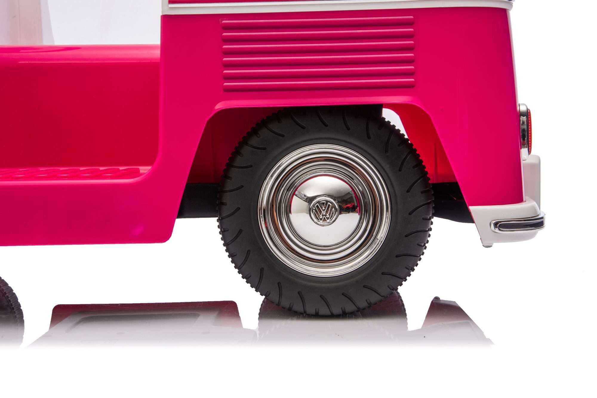 Image du produit : Voiture Électrique pour Enfant Volkswagen Officielle – Rose & Blanc (3 à 8 ans)