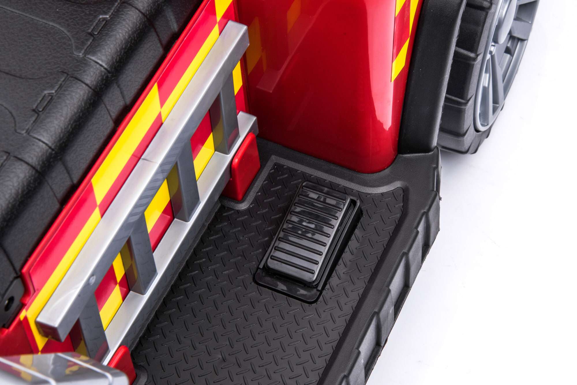 Image du produit : Fire Truck with fire alarm (3-8 years)