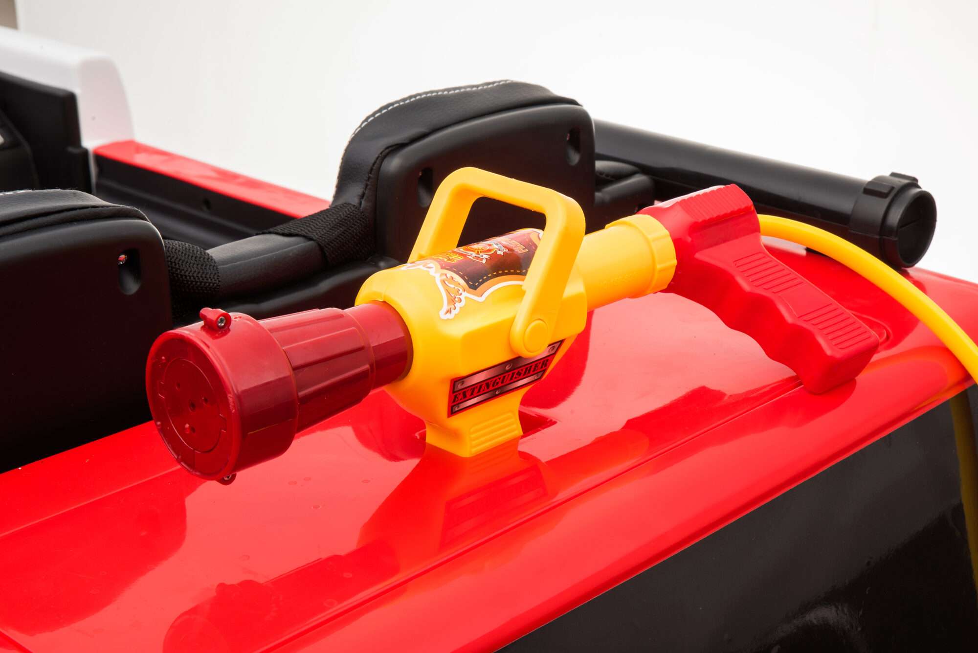 Image du produit : Fire Truck with fire alarm light (3-8 years)