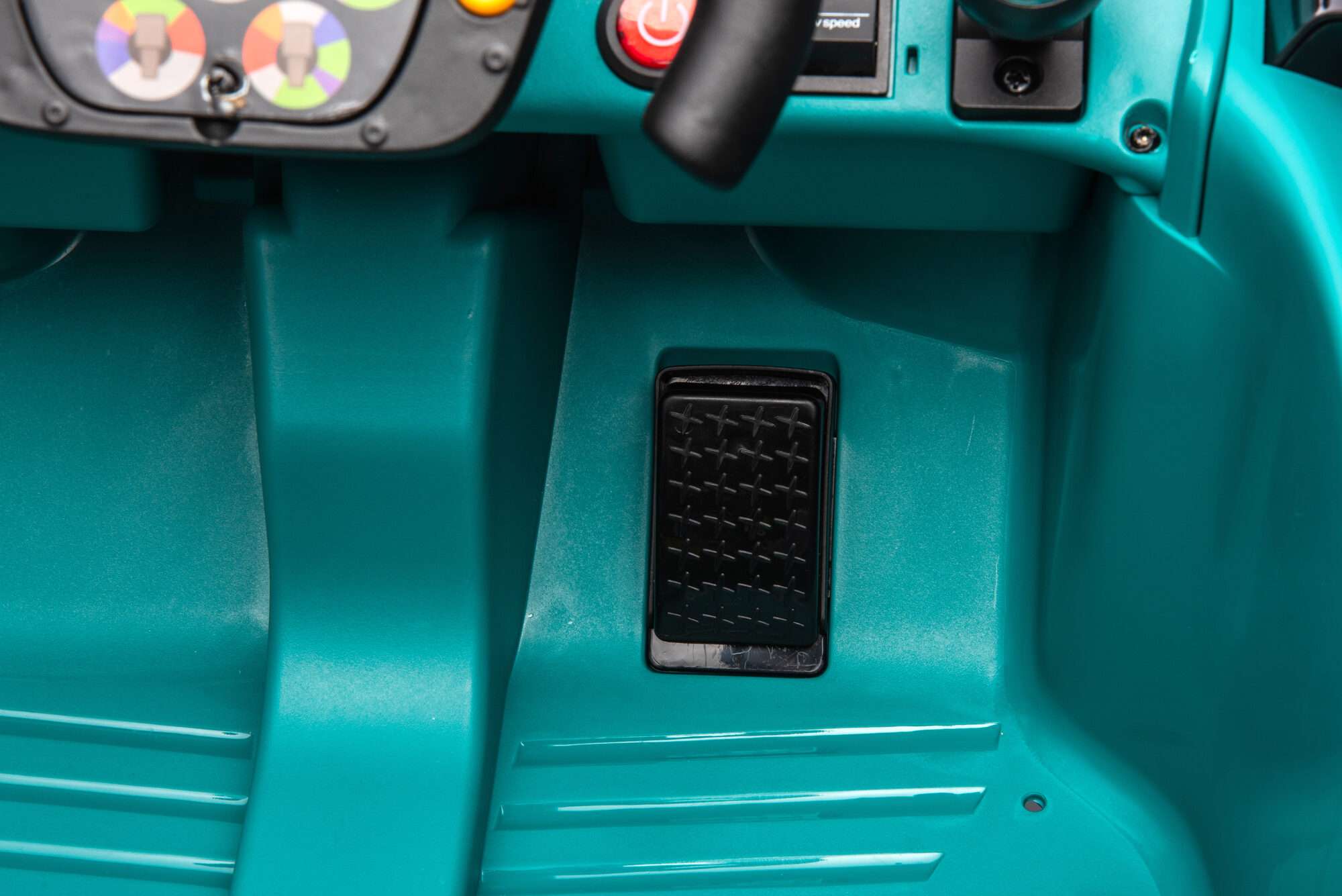 Image du produit : Licensed Aston Martin AMR23 in Green color (3-8 years)