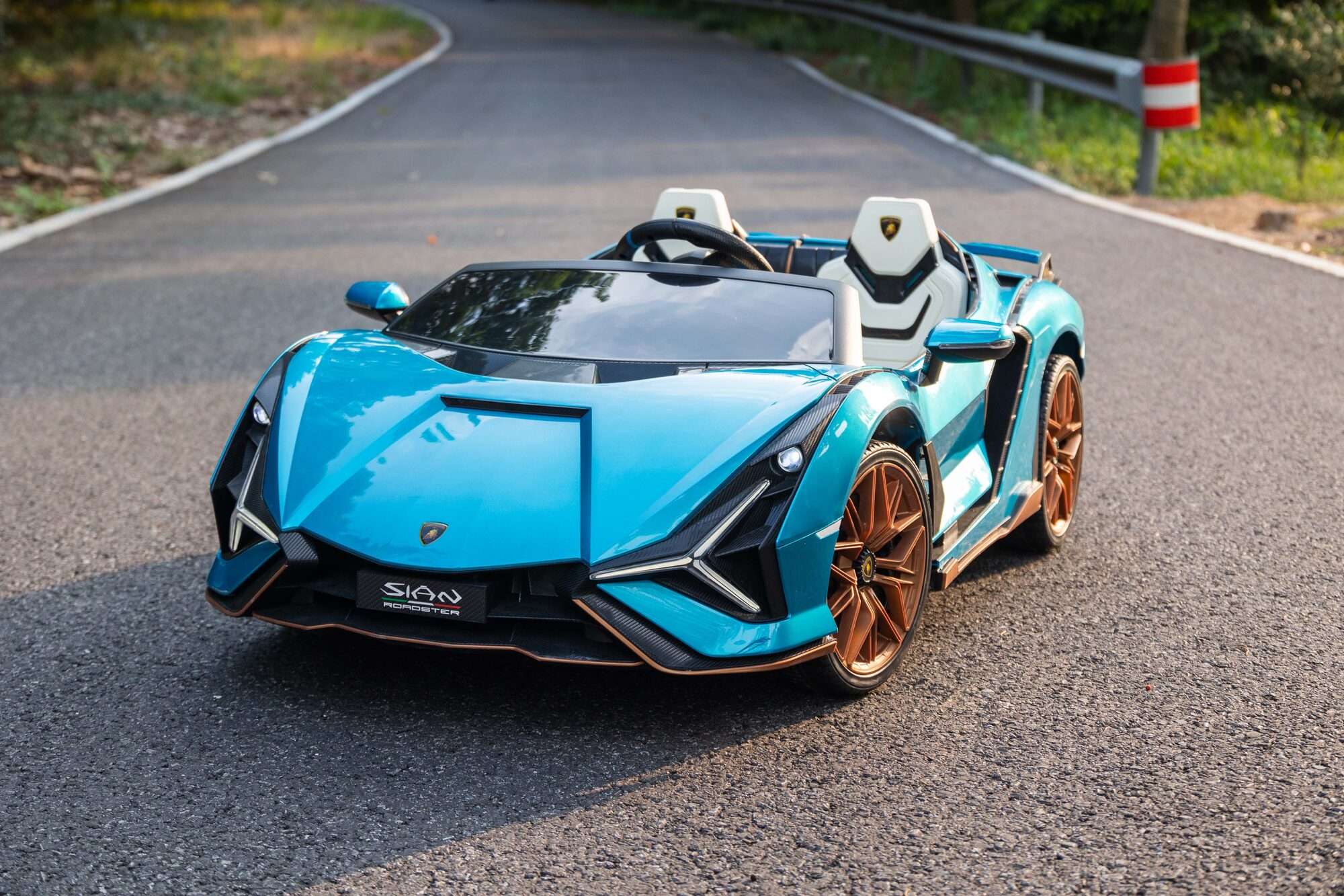 Image du produit : Licensed Lamborghini Sian in Blue color (3-8 years)