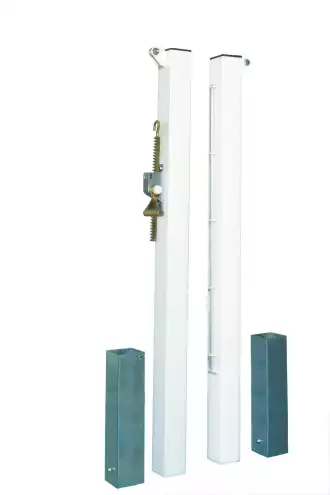 Poteaux de tennis carrés avec fourreaux - acier