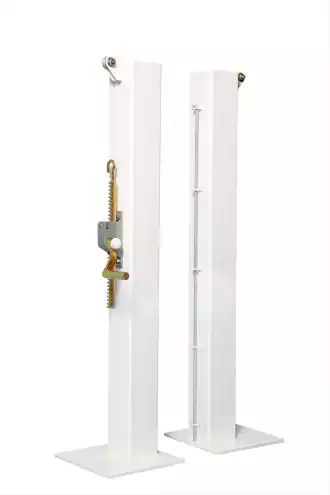 Poteaux de tennis carrés - sur platines